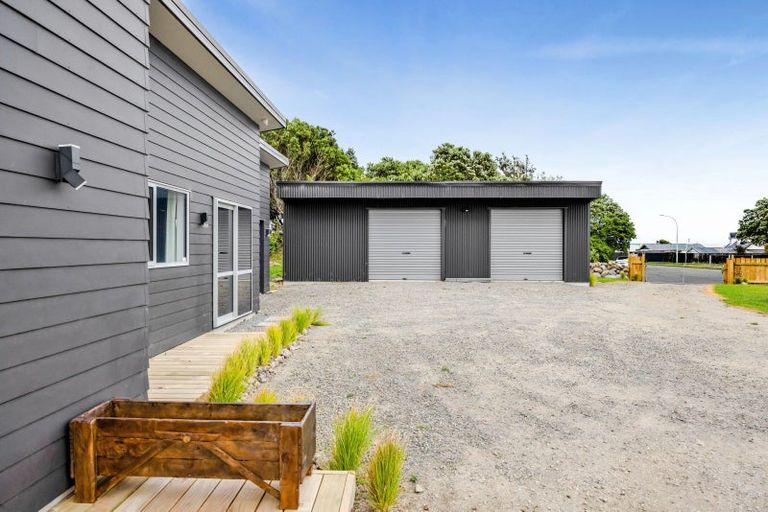 Photo of property in 34 Hickey Place, Opunake, 4616