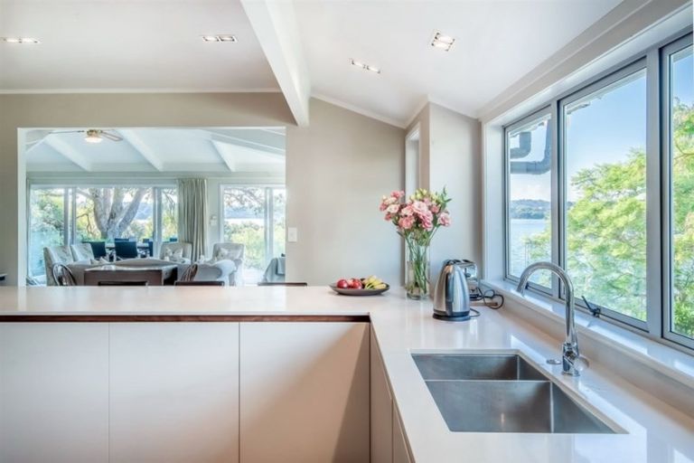 Photo of property in 2 Manurere Avenue, Takapuna, Auckland, 0622