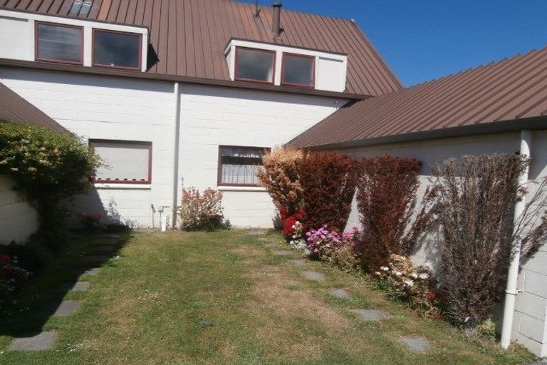 Photo of property in 5/62 Picton Avenue, Riccarton, Christchurch, 8011