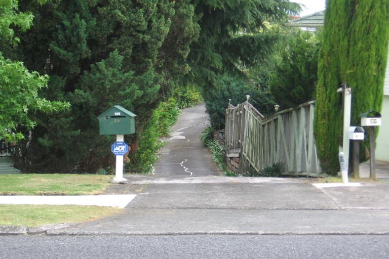 Photo of property in 39 Chatsworth Crescent, Pakuranga Heights, Auckland, 2010