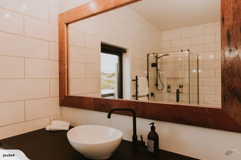 Photo of property in 85 Hill Road, Bay View, Napier, 4182