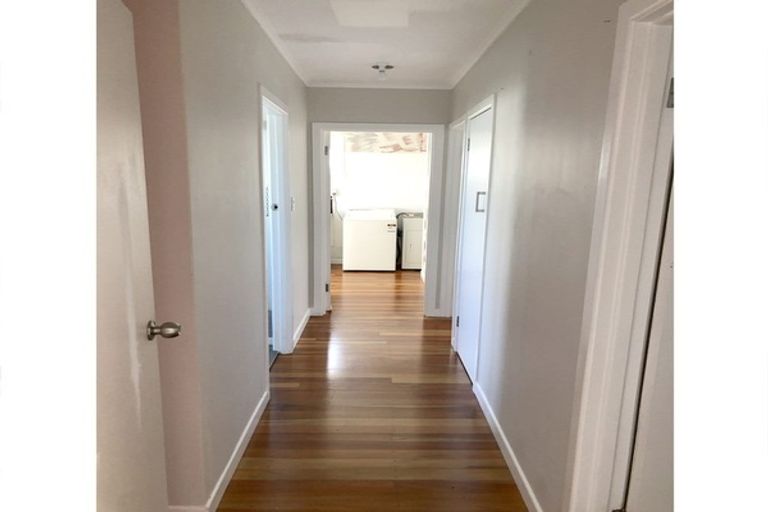 Photo of property in 82a Mokoia Road, Birkenhead, Auckland, 0626