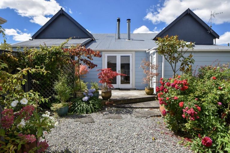 Photo of property in 16 Tyne Street, Carterton, 5713