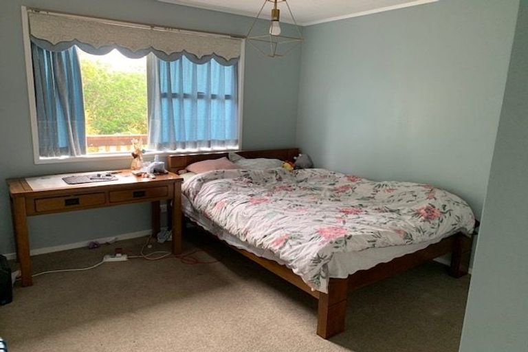 Photo of property in 16 Acacia Road, Torbay, Auckland, 0632