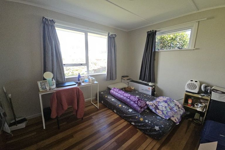 Photo of property in 25 Battiscombe Terrace, Waitara, 4320