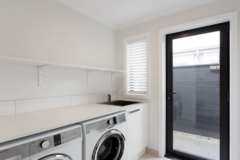 Photo of property in 1 Makura Drive, Papamoa Beach, Papamoa, 3118