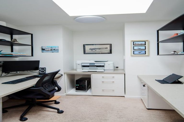 Photo of property in 93 Easther Crescent, Kew, Dunedin, 9012