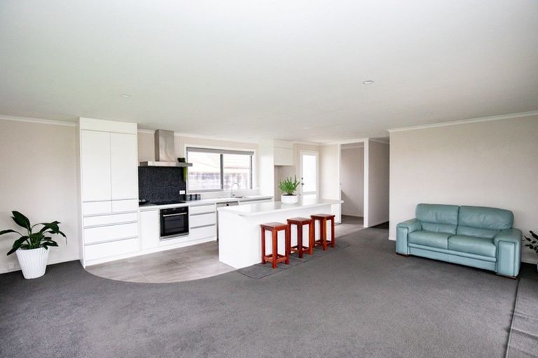 Photo of property in 31 Mahana Road, Ngatea, 3503