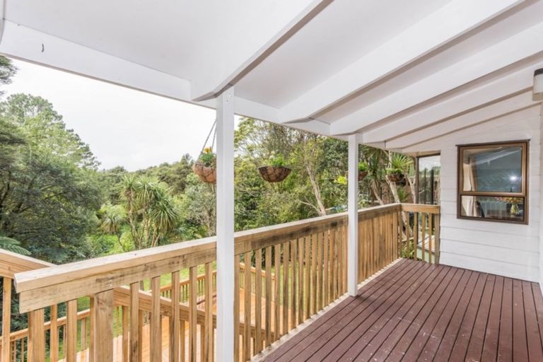 Photo of property in 704 South Titirangi Road, Titirangi, Auckland, 0604