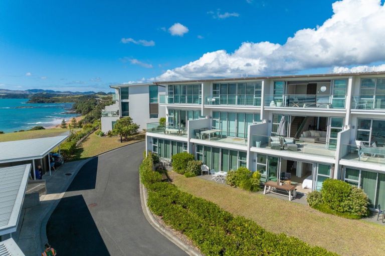 Photo of property in Doubtless Bay Villas, 2/18 Dudley Crescent, Cable Bay, 0420