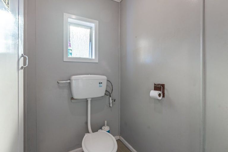 Photo of property in 2 Kiharoa Street, Otaki Beach, Otaki, 5512