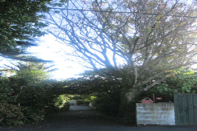Photo of property in 12 Willoughby Street, Woburn, Lower Hutt, 5010