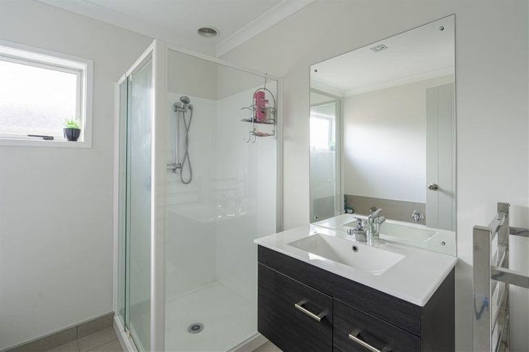 Photo of property in 87 Maylee Crescent, Gulf Harbour, Whangaparaoa, 0930