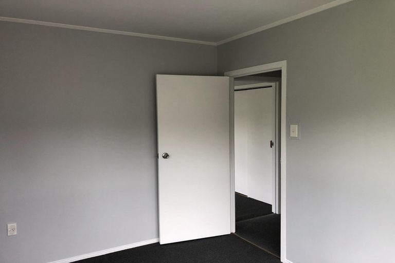 Photo of property in 16 Chequers Avenue, Glenfield, Auckland, 0629