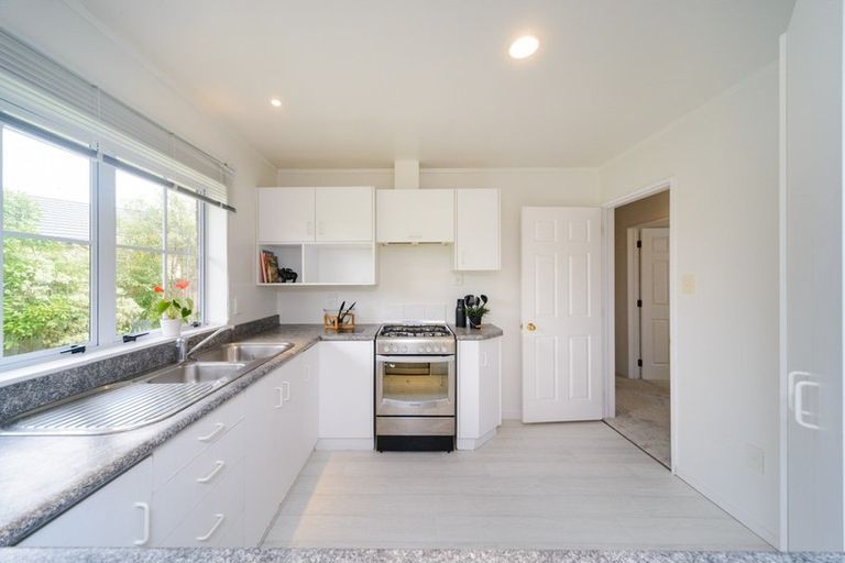Photo of property in 155 Summerhill Drive, Fitzherbert, Palmerston North, 4410