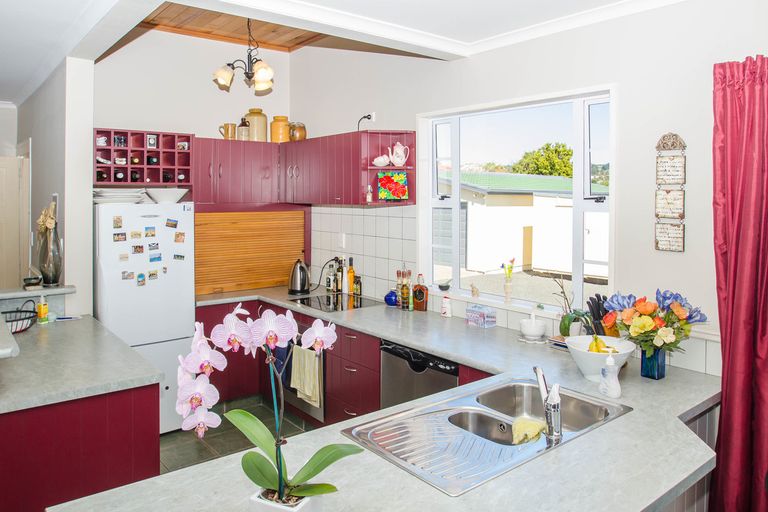 Photo of property in 60 North Taieri Road, Abbotsford, Dunedin, 9018