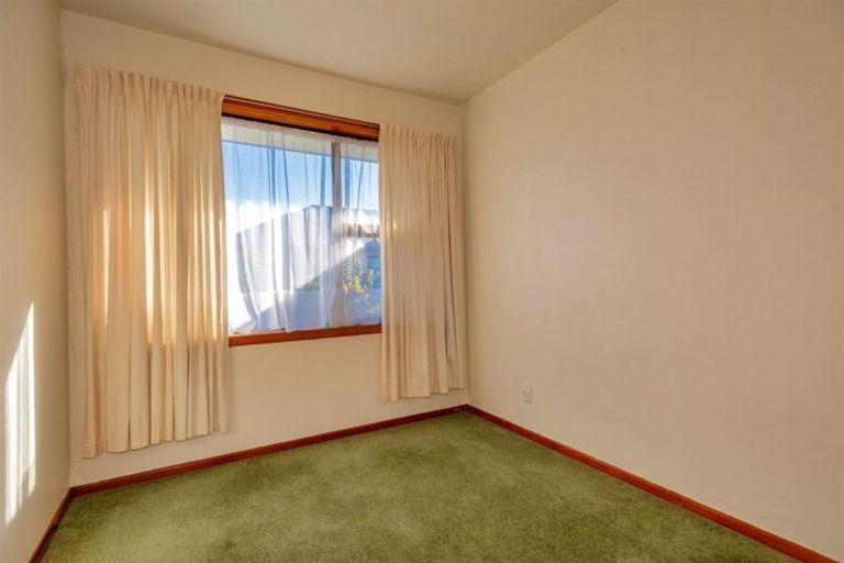 Photo of property in 37 Woodlands Place, Aranui, Christchurch, 8061