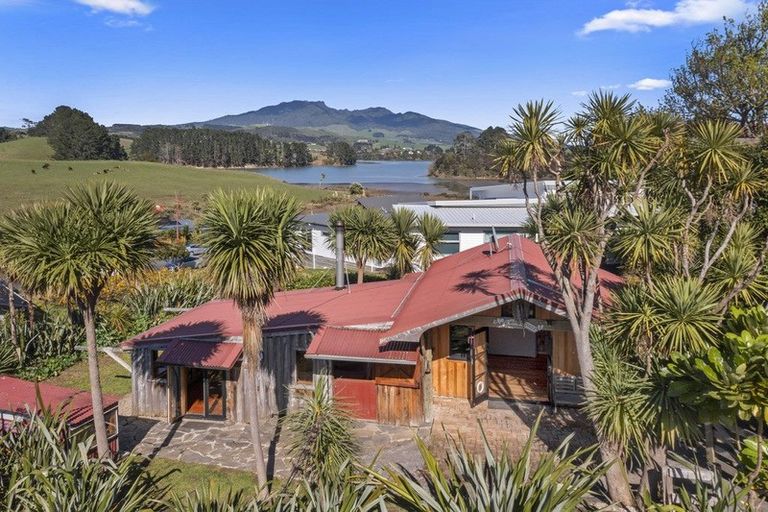 Photo of property in 5 Te Whare Hauora Place, Raglan, 3225