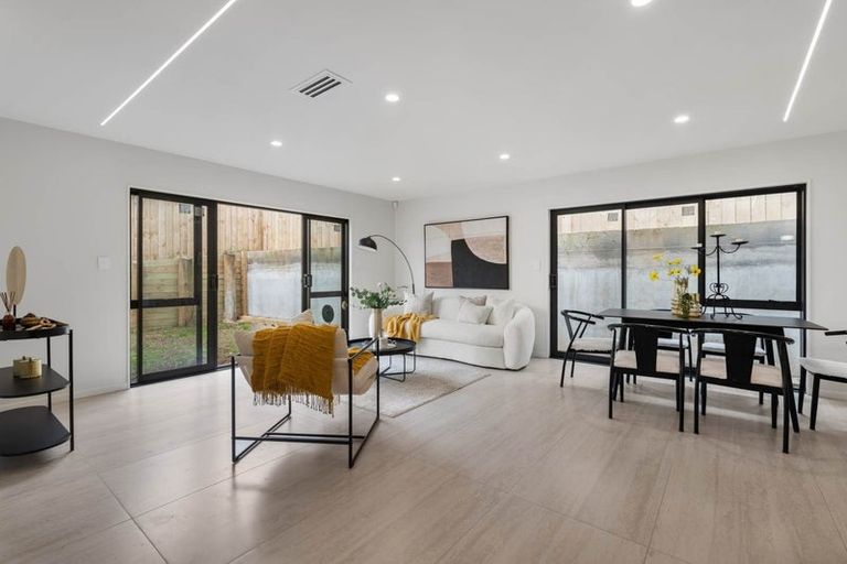 Photo of property in 40d Arthur Road, Hillpark, Auckland, 2102