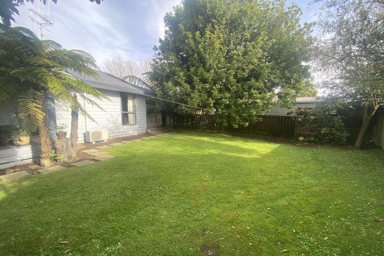 Photo of property in 4 Roach Street, Maeroa, Hamilton, 3200
