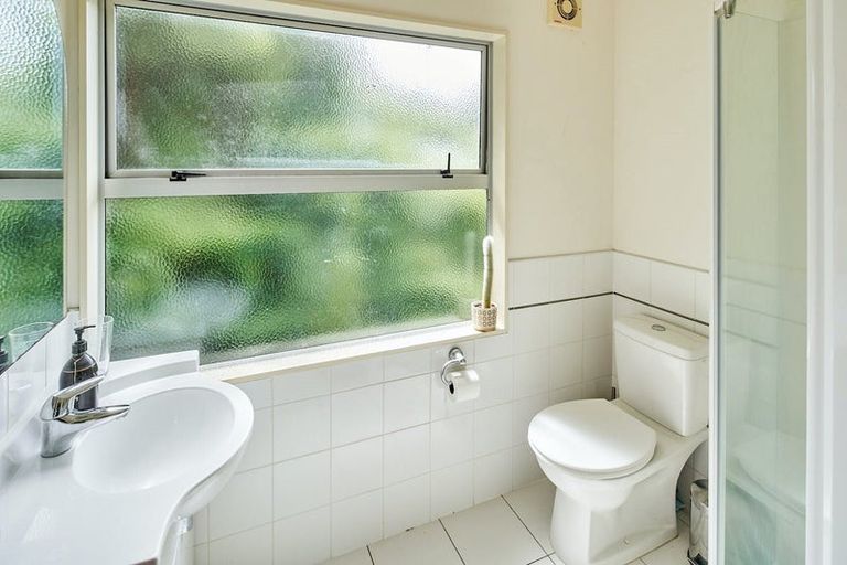 Photo of property in 67 Waikowhai Street, Ngaio, Wellington, 6035