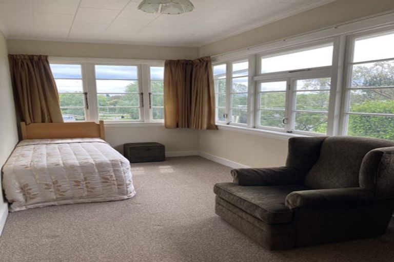 Photo of property in 120 Centaurus Road, Huntsbury, Christchurch, 8022