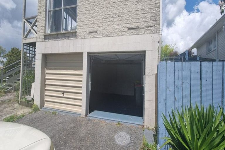 Photo of property in 2 Hinau Street, Pukehangi, Rotorua, 3015