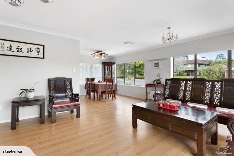 Photo of property in 7 Kallista Place, Browns Bay, Auckland, 0630
