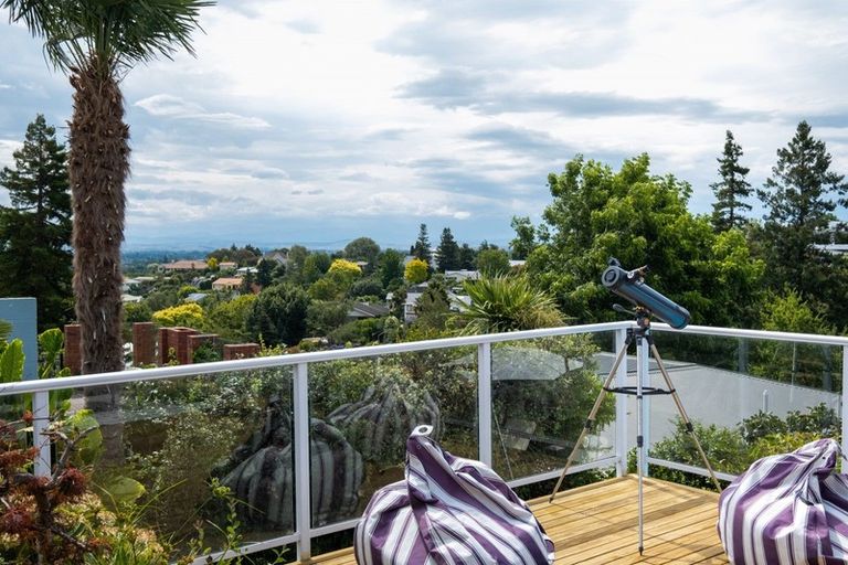 Photo of property in 13 Awarua Crescent, Havelock North, 4130