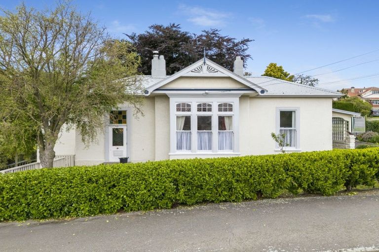 Photo of property in 19 Lune Street, South Hill, Oamaru, 9400