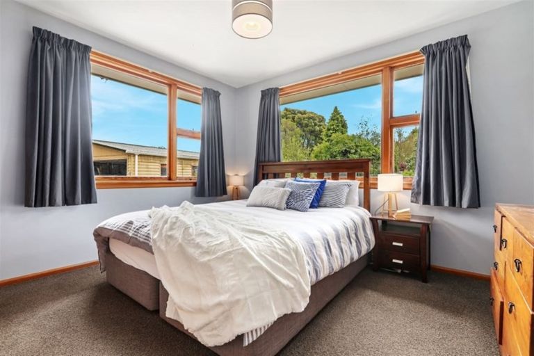 Photo of property in 16 Adams Place, Woolston, Christchurch, 8023