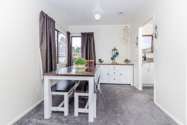 Photo of property in 16 Leather Street, Huntly, 3700