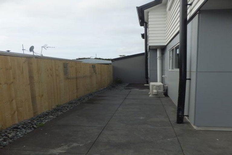 Photo of property in 48a Brockworth Place, Riccarton, Christchurch, 8011