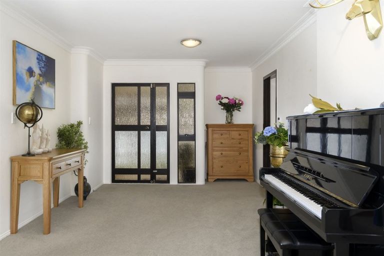 Photo of property in 24 Kotuku Place, Matua, Tauranga, 3110