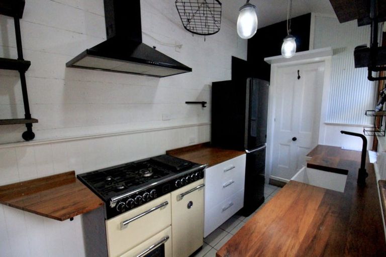 Photo of property in 83 Wallace Street, Mount Cook, Wellington, 6021