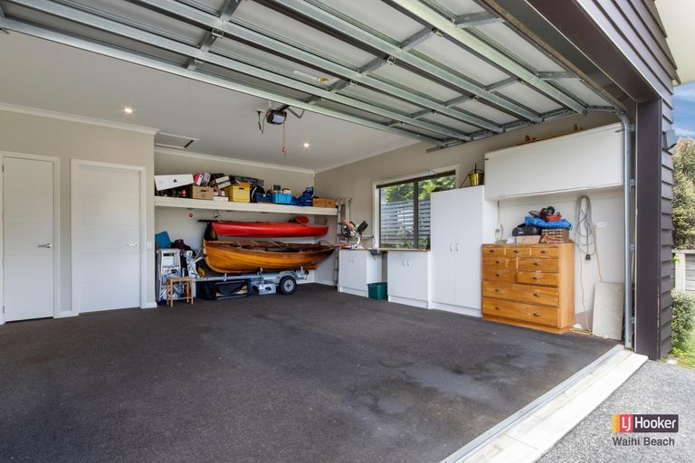 Photo of property in 31 Browns Drive, Waihi Beach, 3611