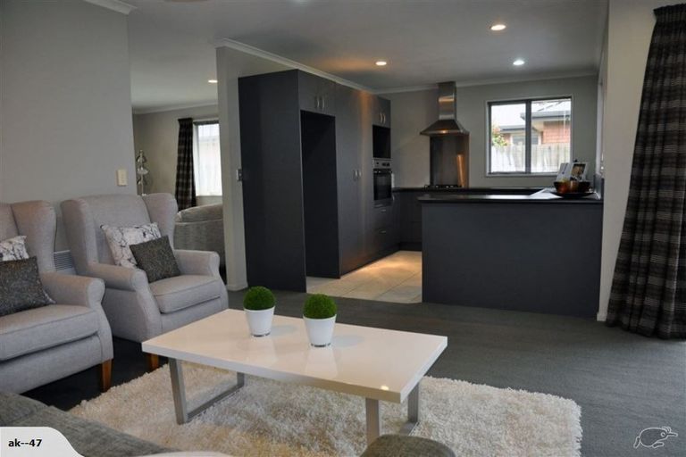 Photo of property in 9 Joe Burns Place, Wigram, Christchurch, 8042