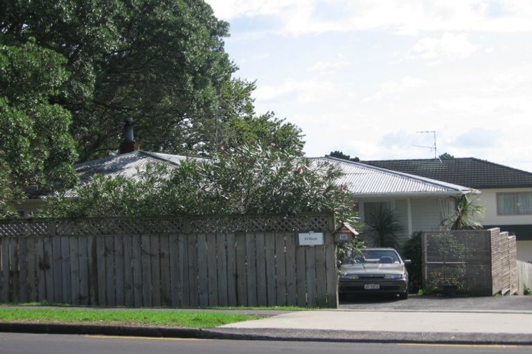 Photo of property in 163 Golf Road, Titirangi, Auckland, 0604