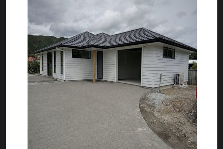 Photo of property in 74a Westminster Road, Wainuiomata, Lower Hutt, 5014