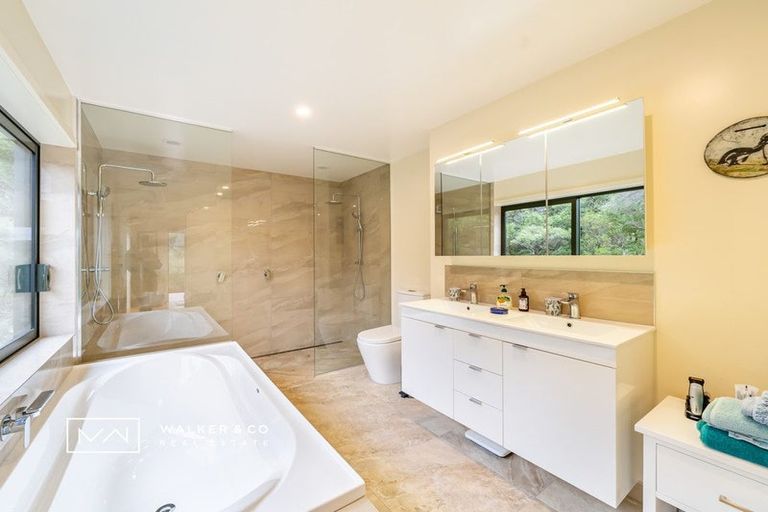 Photo of property in 34b Kenneth Gillies Way, Birchville, Upper Hutt, 5372