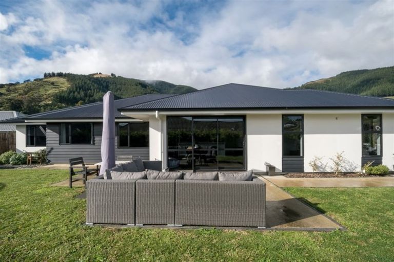 Photo of property in 25 Sanctuary Drive, Stoke, Nelson, 7011