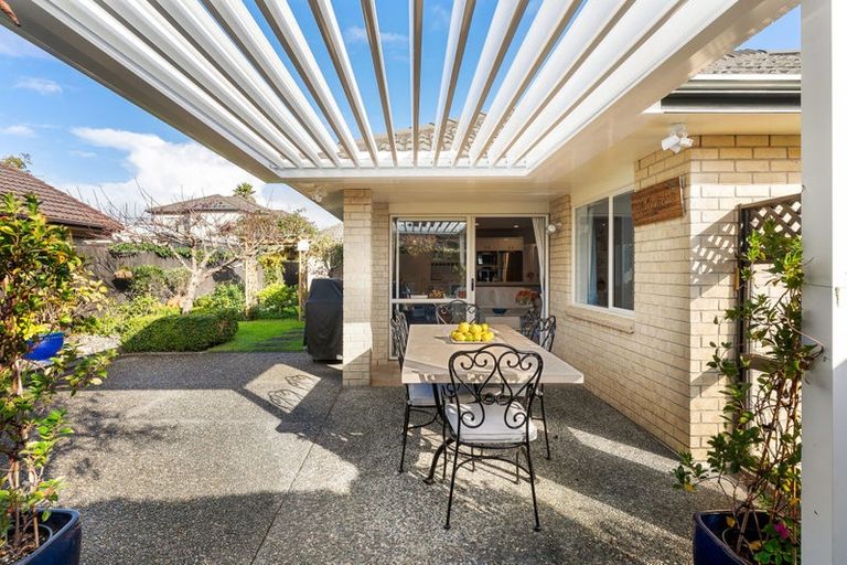 Photo of property in 1 Zara Court, Flat Bush, Auckland, 2016