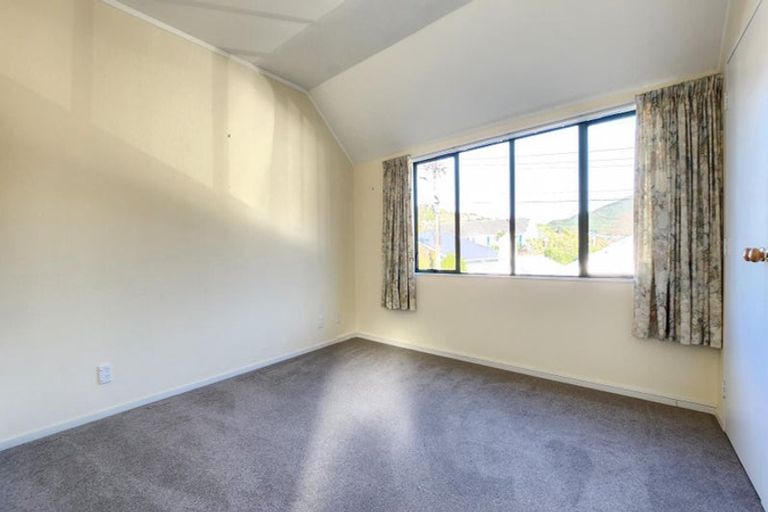 Photo of property in 6 Eagle Street, Karori, Wellington, 6012