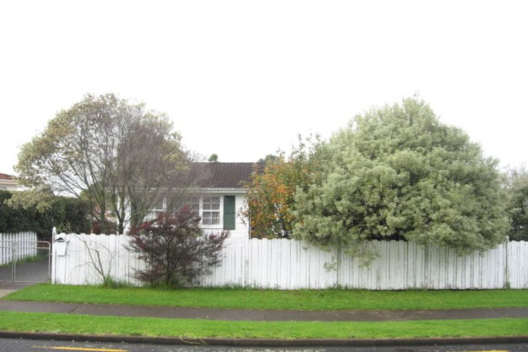 Photo of property in 209 Gills Road, Half Moon Bay, Auckland, 2014