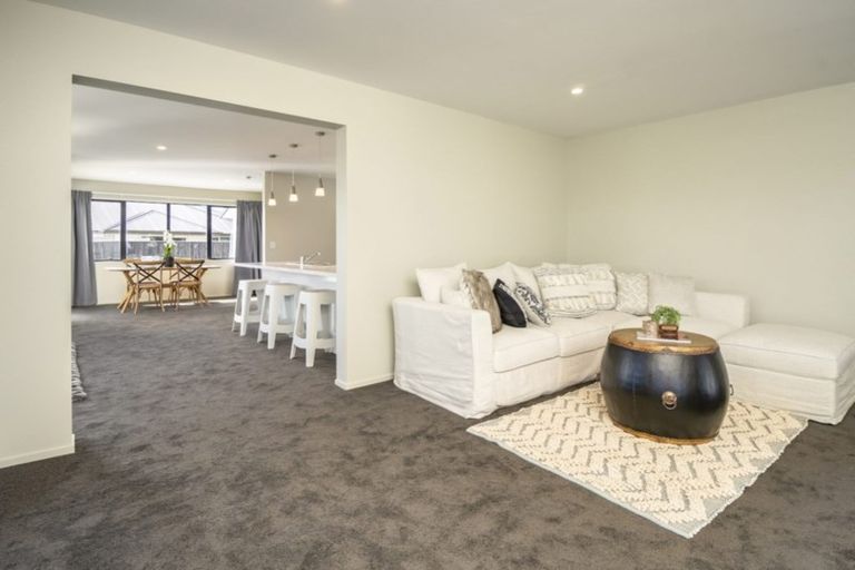 Photo of property in 2 Denton Street, Amberley, 7410