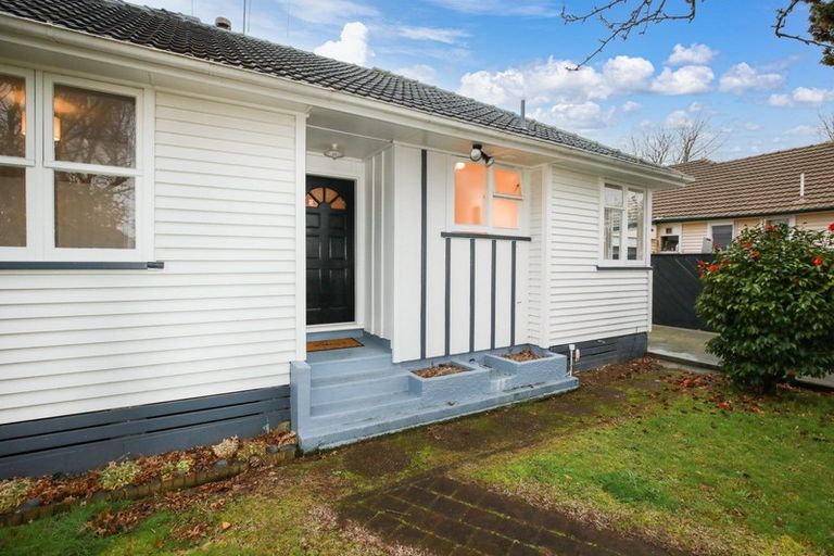Photo of property in 81 Holland Road, Fairfield, Hamilton, 3214
