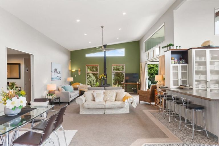 Photo of property in 12 Seabreeze Road, Mangawhai Heads, Mangawhai, 0505