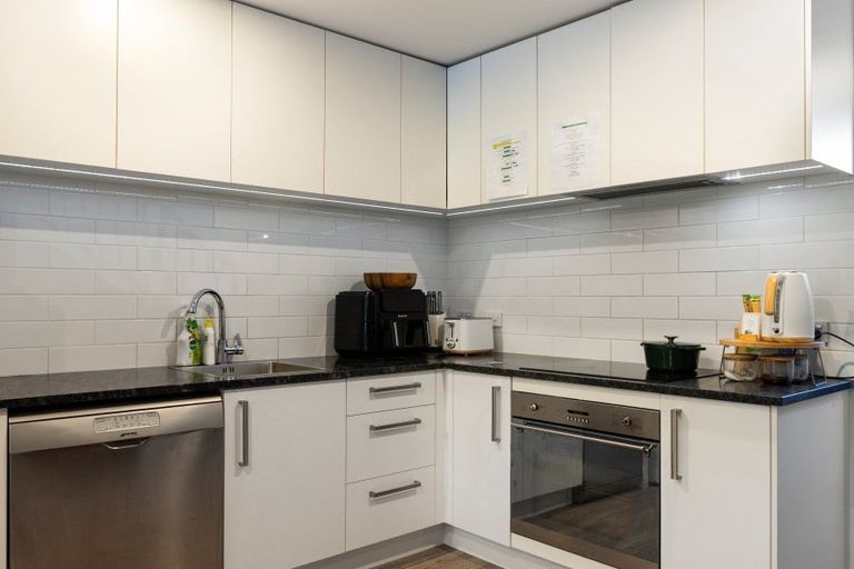 Photo of property in 104/1 Village Quarter Lane, Frankton, Hamilton, 3204