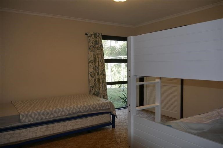 Photo of property in 2021 Whangarei Heads Road, Whangarei Heads, Whangarei, 0174