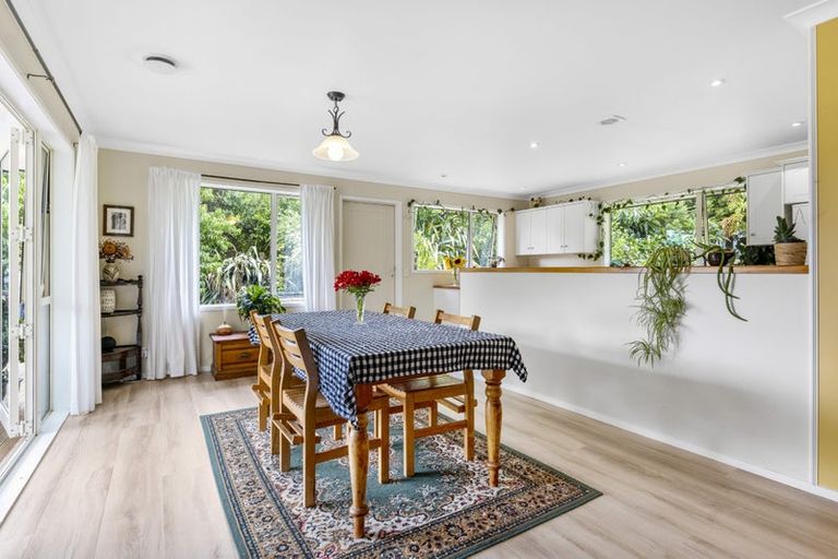 Photo of property in 1096 Egmont Road, Egmont Village, New Plymouth, 4372